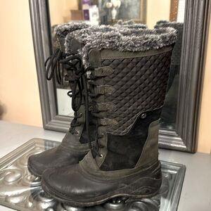 The North Face Shellista III Waterproof Faux Fur Tall Snow boots women’s 10